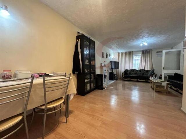 Cottage for rent in Old Wharf, City Of Leicester