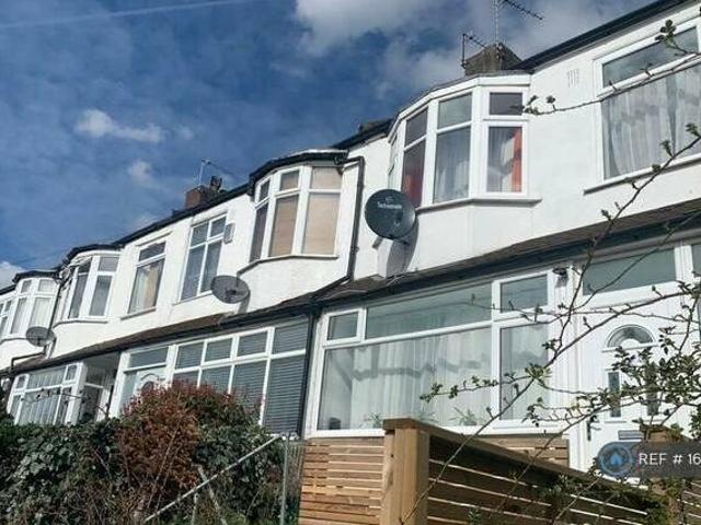 House for rent in Surrey