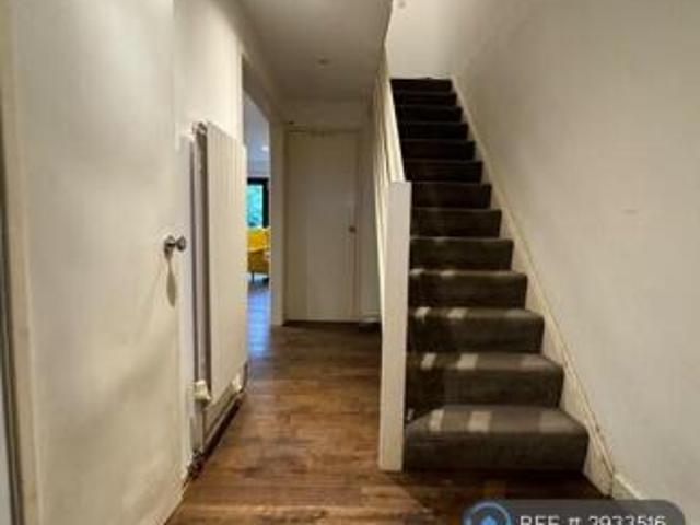 Cottage for rent in Cat Hill