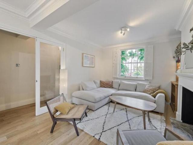 Cottage for rent in Cat Hill