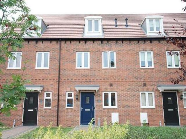 House for rent in Overslade, New Bilton