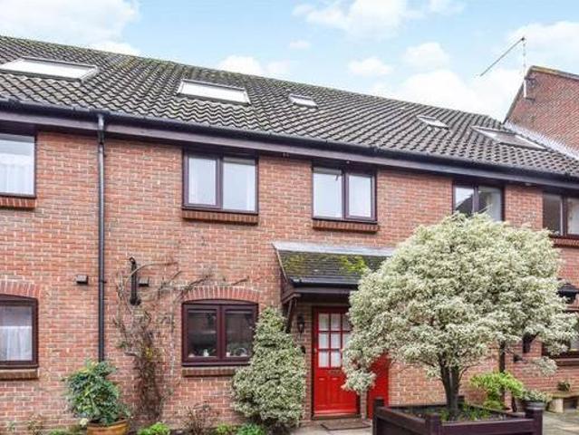 House for rent in West Sussex