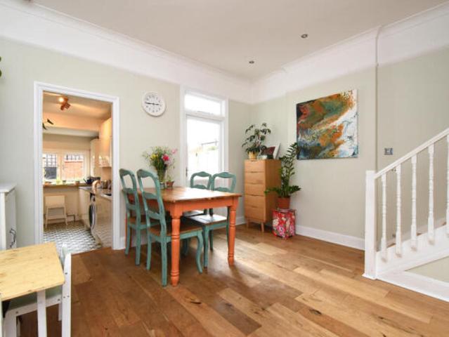 Cottage for rent in Cat Hill