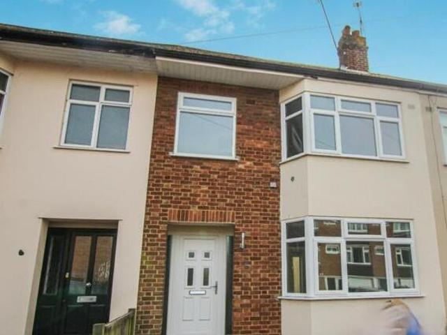 House for rent in The Galleries, Navestock Side