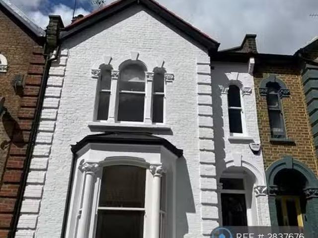 House for rent in Dalston, Greater London