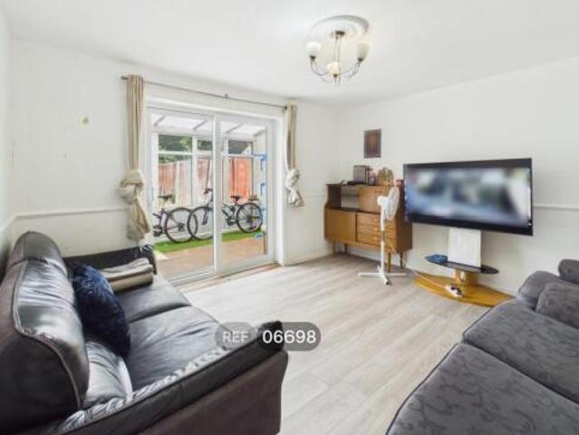 Cottage for rent in Hampton Green, Cambridgeshire