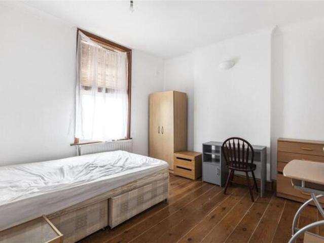 Cottage for rent in Cat Hill