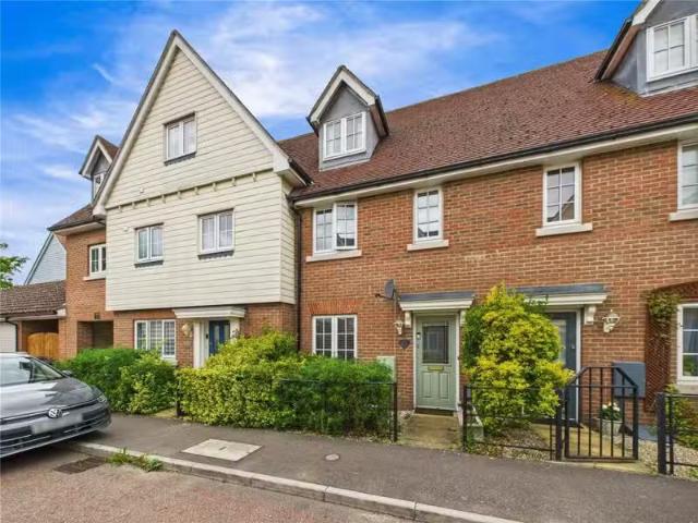 House for rent in Mile End, Fordham Heath