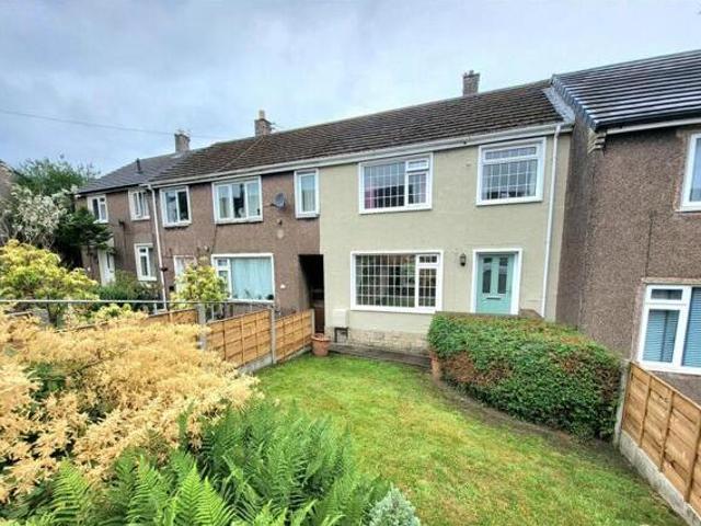 House for rent in Charlesworth, East Midlands