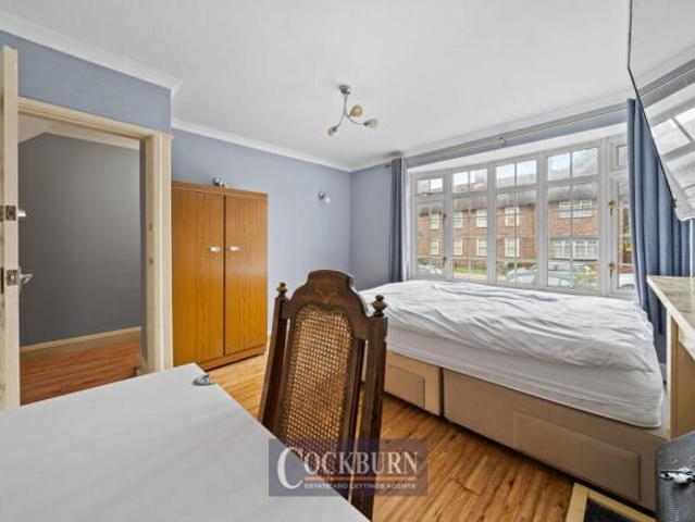 Cottage for rent in Mottingham, Greater London