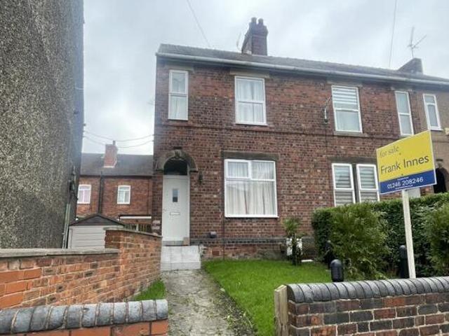 House for rent in Hollingwood, Chesterfield