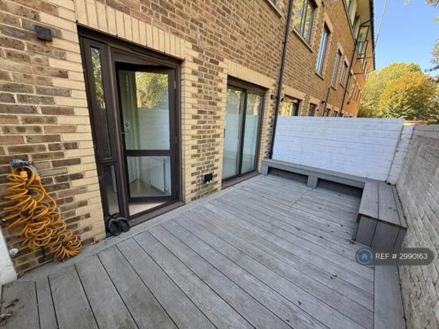 Cottage for rent in Cat Hill