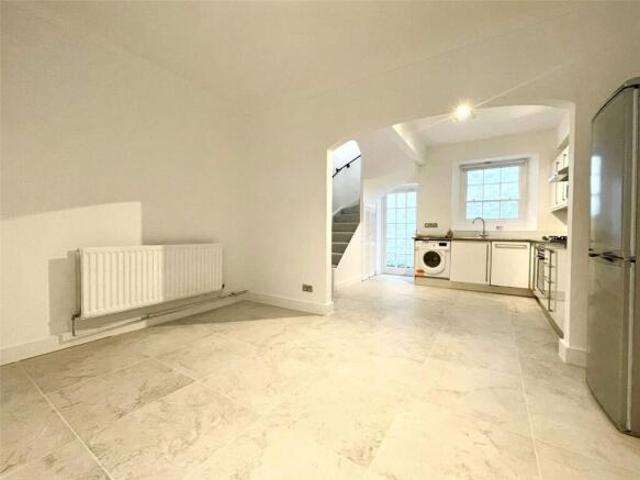Cottage for rent in Hotwells, Feckenham