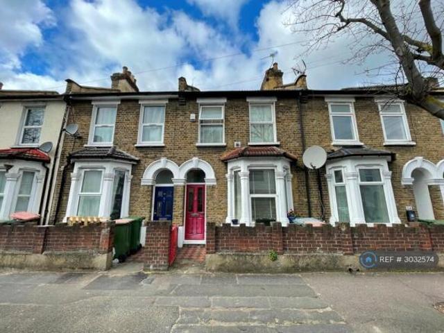 Cottage for rent in Cat Hill