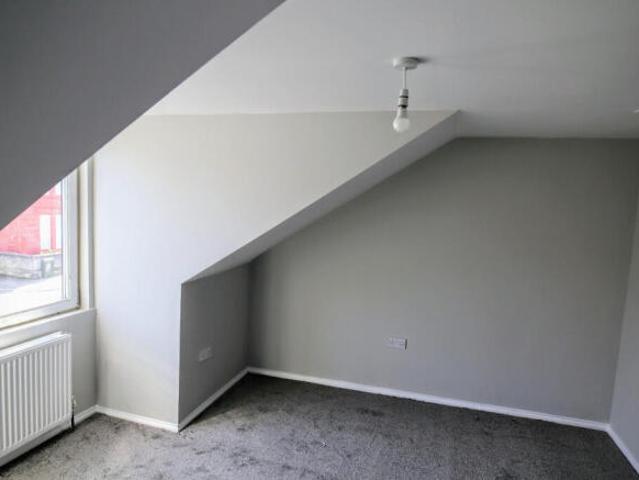 Cottage for rent in Govan, Scotland