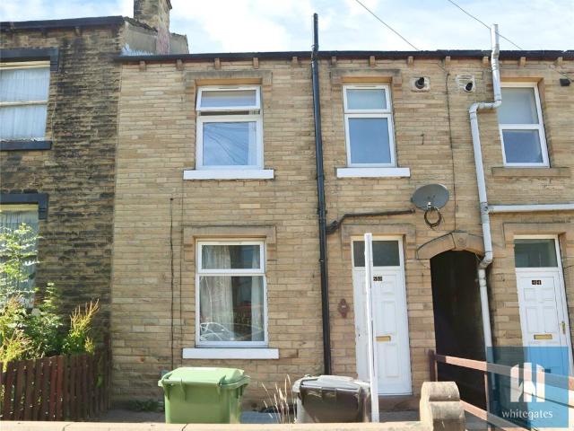 Terraced House for rent in Newsome