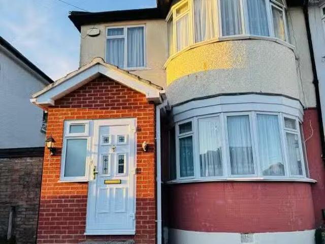 House for rent in Lane, Greater London