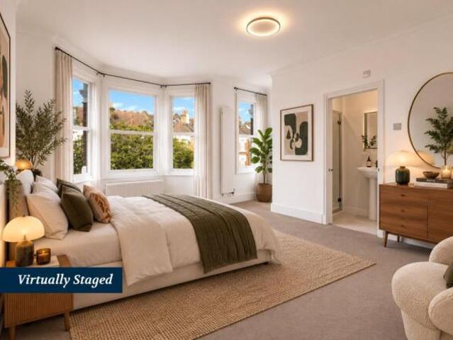 Cottage for rent in London Borough of Ealing, Hanwell