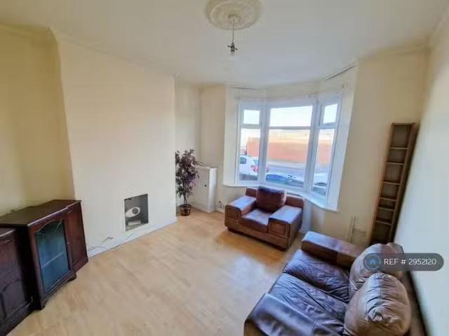 House for rent in Dudley Port, Tividale