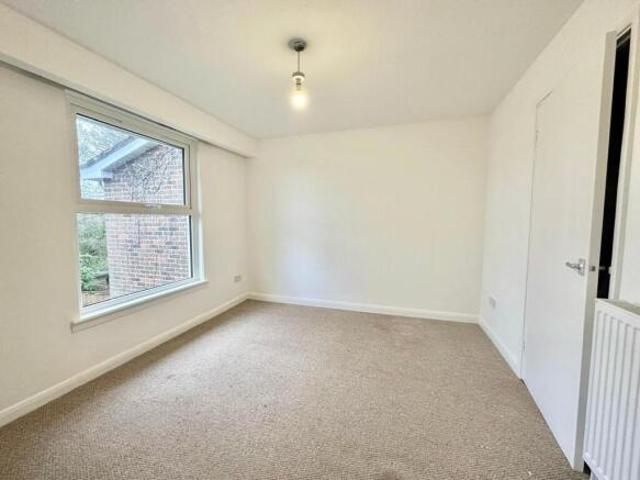 Cottage for rent in Winnall, Hampshire