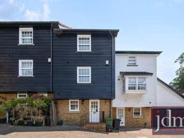 House for rent in Chislehurst, Greater London