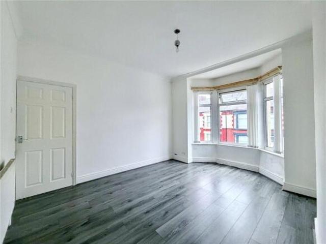 Cottage for rent in Calderstones