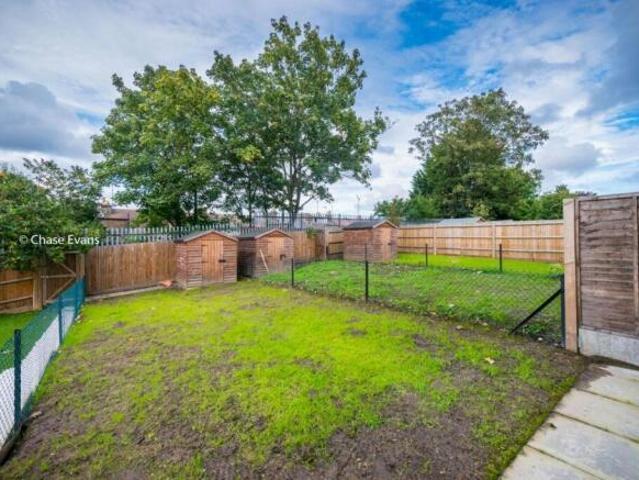 Cottage for rent in Cat Hill