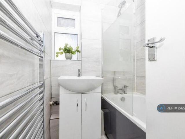 Cottage for rent in Cat Hill