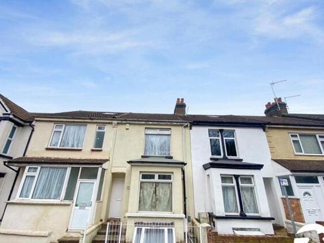 House for rent in Brompton, Gillingham