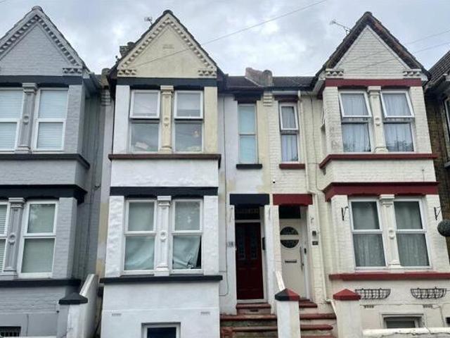 House for rent in Brompton, Gillingham