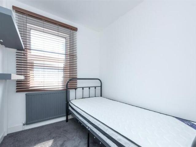 Cottage for rent in Cat Hill