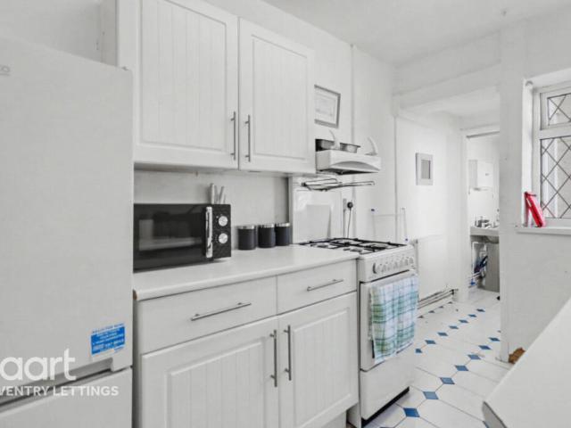 Cottage for rent in Green Lane, Finham