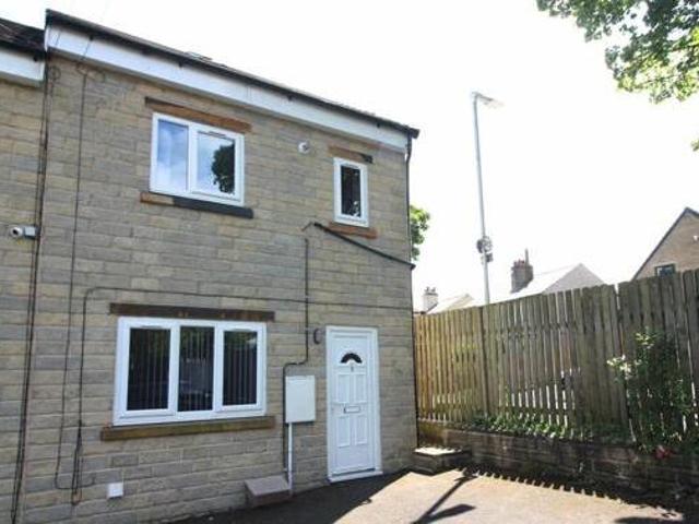 House for rent in Halifax, West Yorkshire