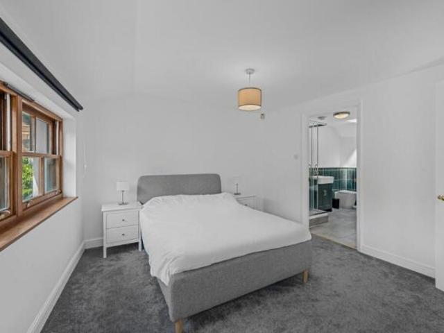 Cottage for rent in Hamilton, Old Wharf