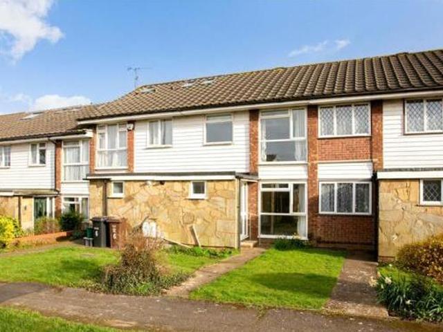 House for rent in Hatching Green, Five Acres