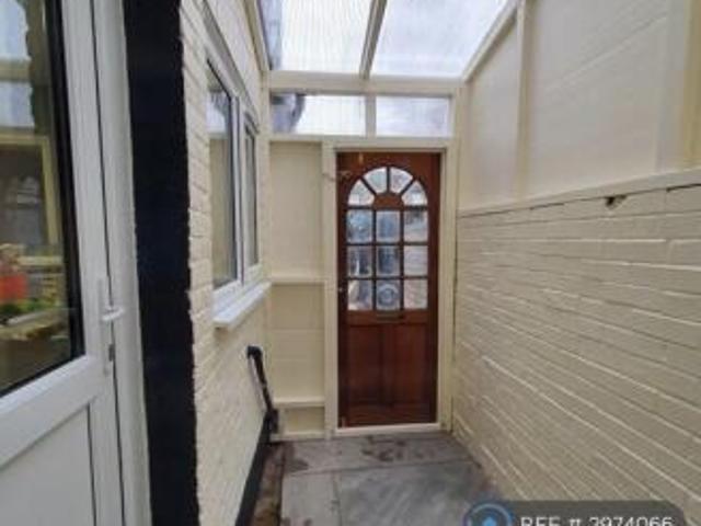 Cottage for rent in Cat Hill