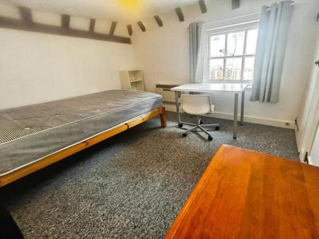 Cottage for rent in St. Mildred's, The Bridge