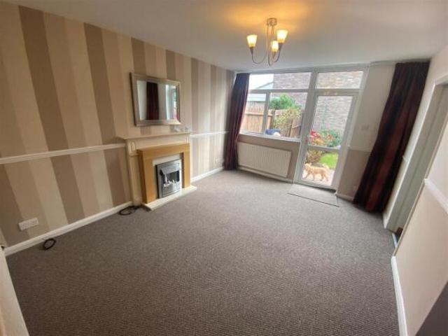 Cottage for rent in Tile Hill, West Midlands