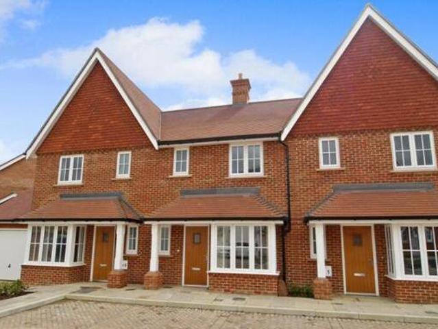 House for rent in Wickhurst Green, Horsham