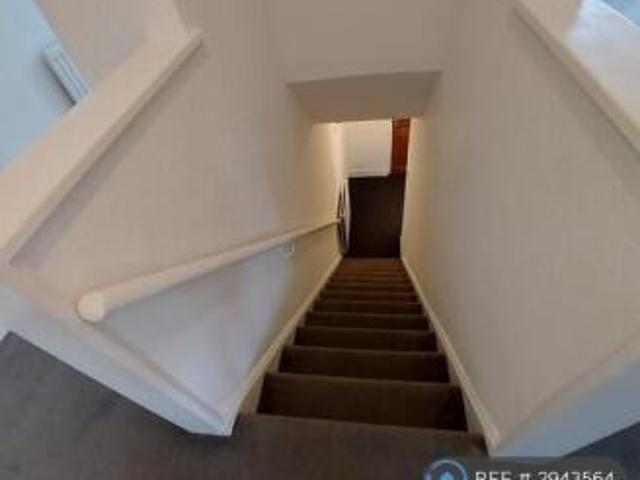 Cottage for rent in Warrington