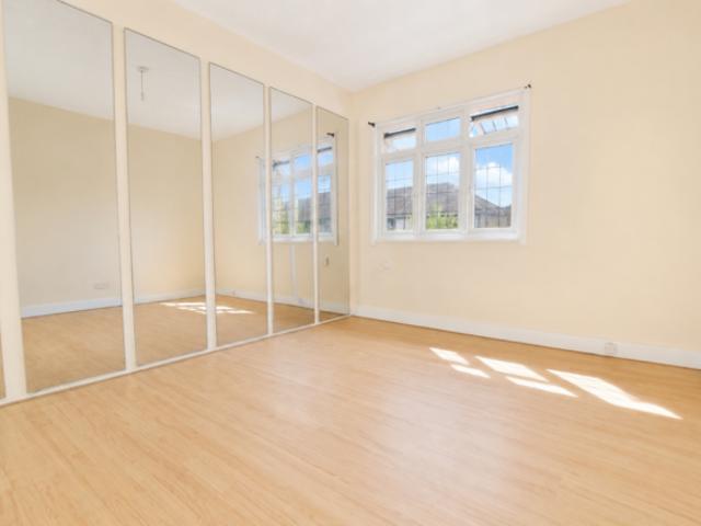 Cottage for rent in Cat Hill