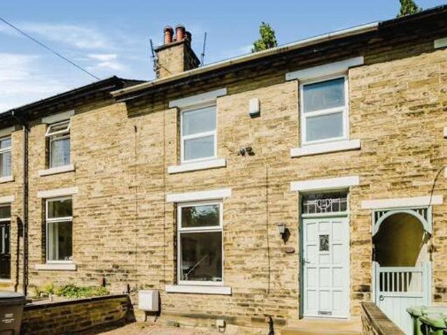 House for rent in Huddersfield, West Yorkshire