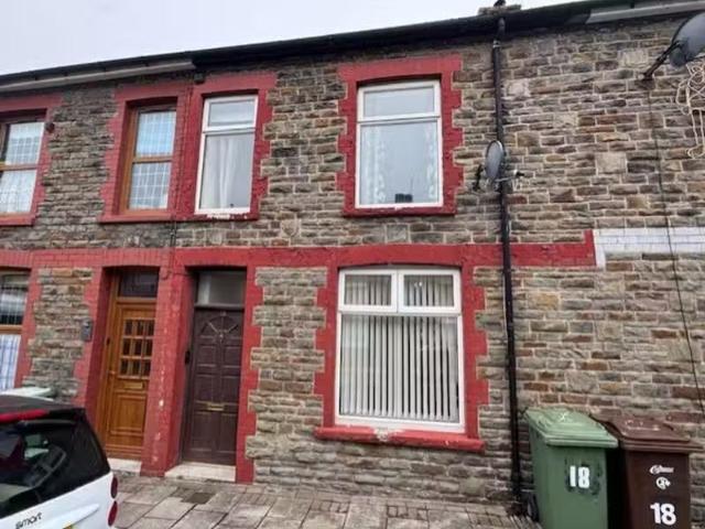 House for rent in Caerphilly, Wales