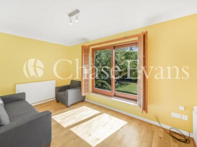 Cottage for rent in St. George in the East, Wapping
