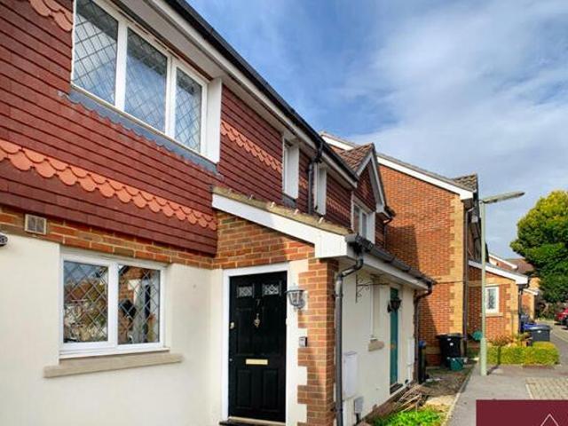 House for rent in Surrey