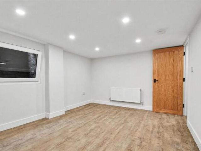 Cottage for rent in Barbourne, Worcestershire