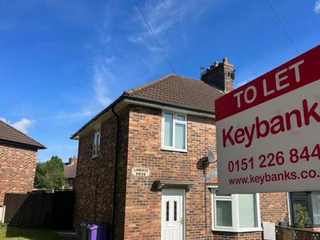 House for rent in Calderstones