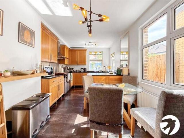 Cottage for rent in Cat Hill