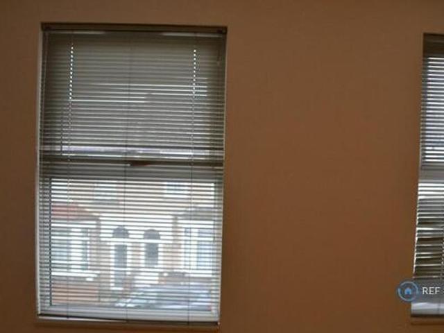 House for rent in Lyons, Greater London