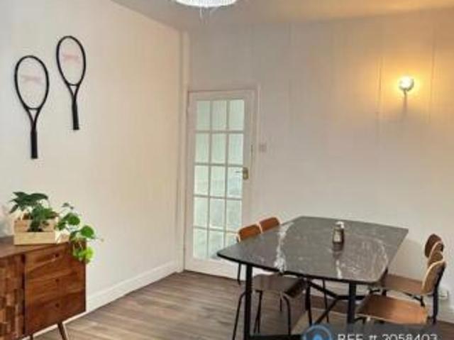 Cottage for rent in Isleworth, Greater London
